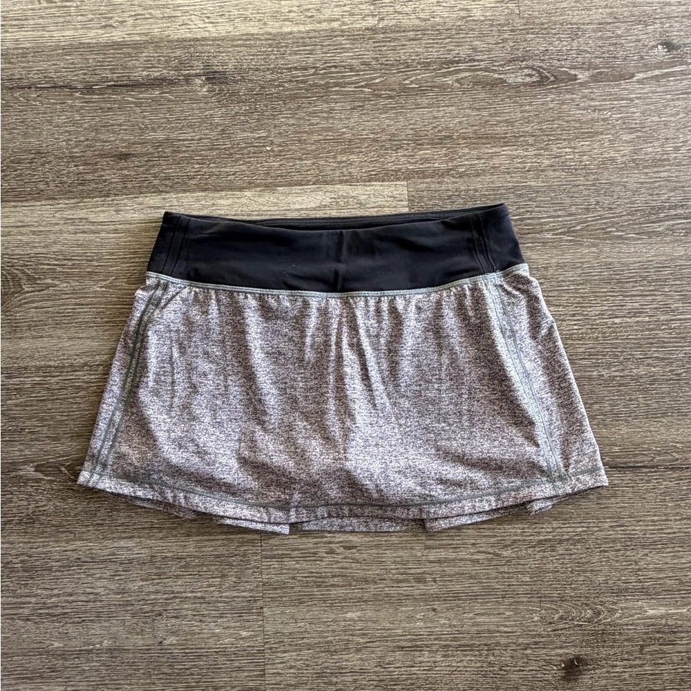 Lululemon Athletica Black and Gray Skirt